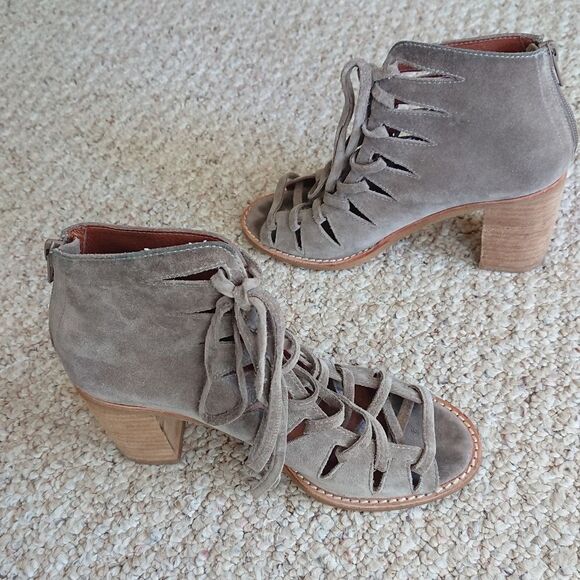 Jeffrey Campbell gray Luxe suede Corwin Lace-Up Booties Size 7 - Picture 4 of 16